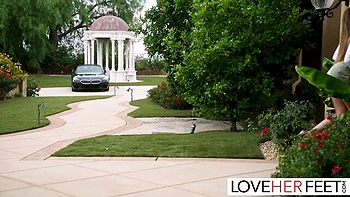 Adria Rae Sucks Vince's Toes - Foot Fetish Fun