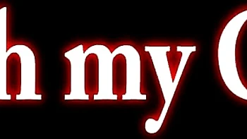 Maggie Green de peitos enormes se masturba com dildo de vidro ao ar livre