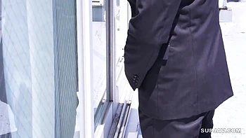 Brunette asiática follada sin censura