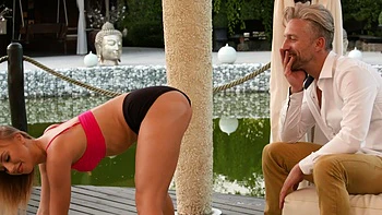 Couple fucks Kira Thorn reverse cowgirl with asslick and blowjob