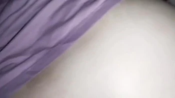 Polla grande coge el culo apretado de su esposa POV