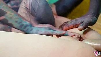 Süße Anuskatzzs mit Dildo, Anal und Oralsex