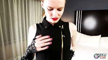 Hailey's irresistible dildo fucking