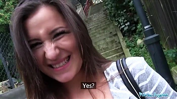 Cindy Loarn’s Bubble Booty Gets Fucked