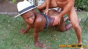 Mature African Gardener Gets Fucked Outdoor Every Time She Bents Over