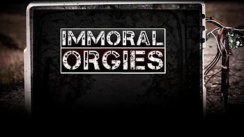 Nikki Sexxx envoie du strapon à Aryana, Britney & Emily