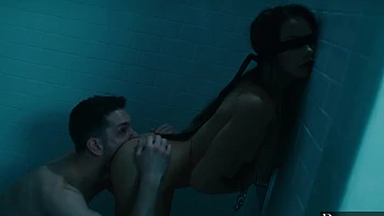 Markus Dupree and Naomi Swann fuck hard in the shower