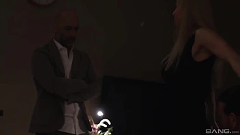 College Teens Fuck Threesome with Big Ass and Anal