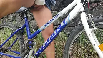 Student Girl Riding Bicycle&Masturbating On It After Classes In Public Park!