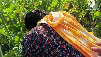 Village Desi Bhabhi Fucked Doggy in Mustard Field Outdoors