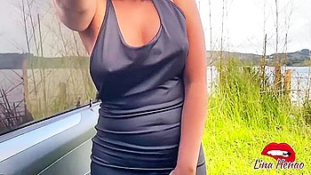 Meu irmão de consideração me faz gozar na rua