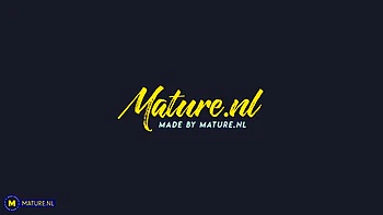 Stepmom Mia Moon Rides Stepdaughter Jessie's Shaved Pussy