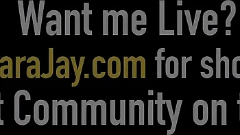 Кугар Сара Джей танцует и играет с вибратором