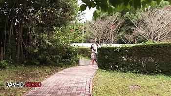 Japanese MILF Escort Gives Hot Creampie Blowjob