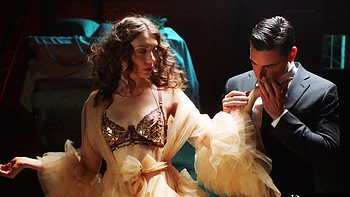 Redhead Mick & Ryan fuck Elena's throat and pussy in wild DP