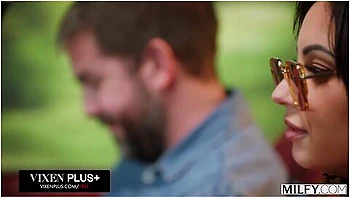 Stunning Hotwife Daisy Fuentes Ride A Huge Cock While Hubby Watches