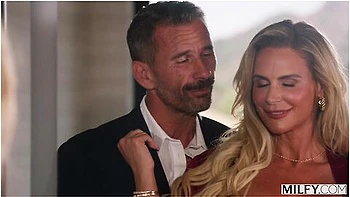 Bbc-crazy Milf Phoenix Marie Goes Airtight While Hubby Films