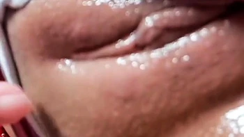 Influencer Gets Her Fingers In Her Rich Pussy And Her Big Tits